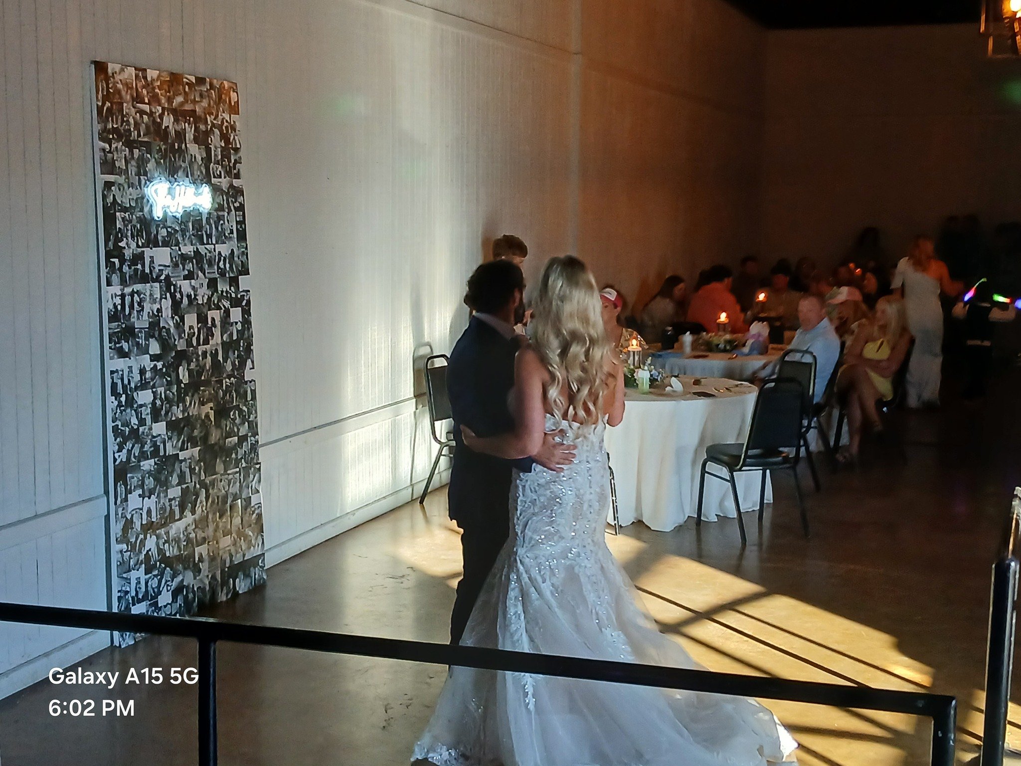 Dillon & Emilee Holland Wedding - First Dance